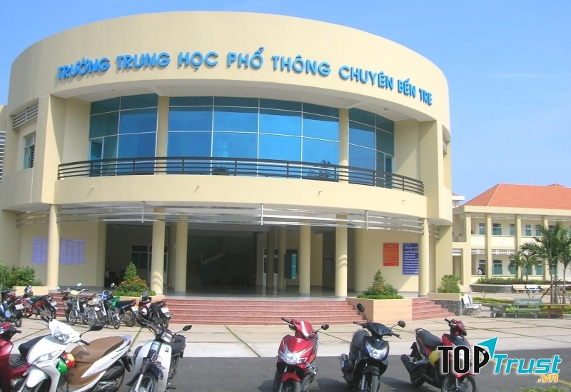 THPT Chuyên Bến Tre