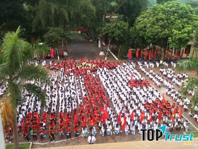 Một buổi sinh hoạt dưới cờ