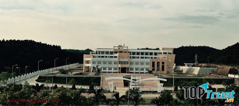 Trường quá đẹp