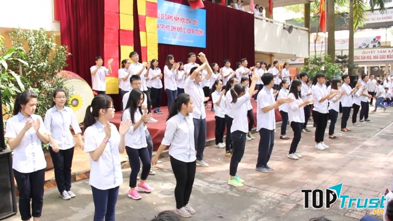 Bế giảng