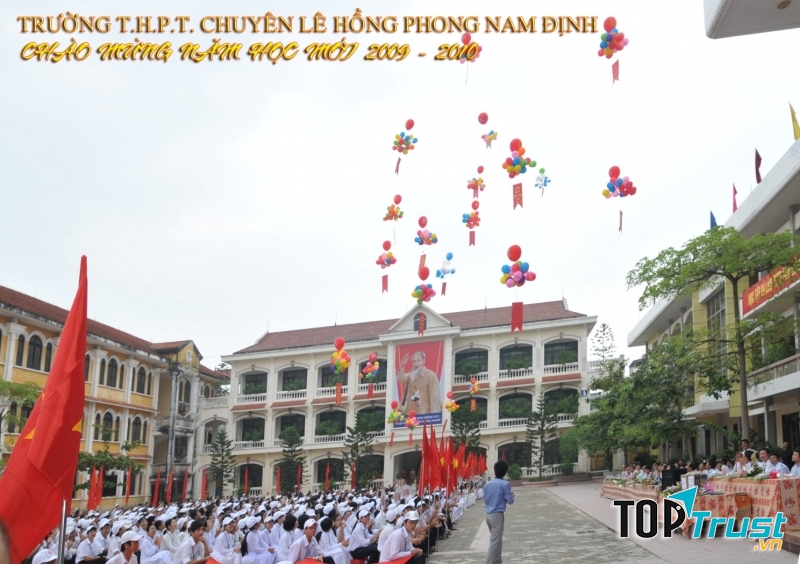 Buổi khai giảng khó quên