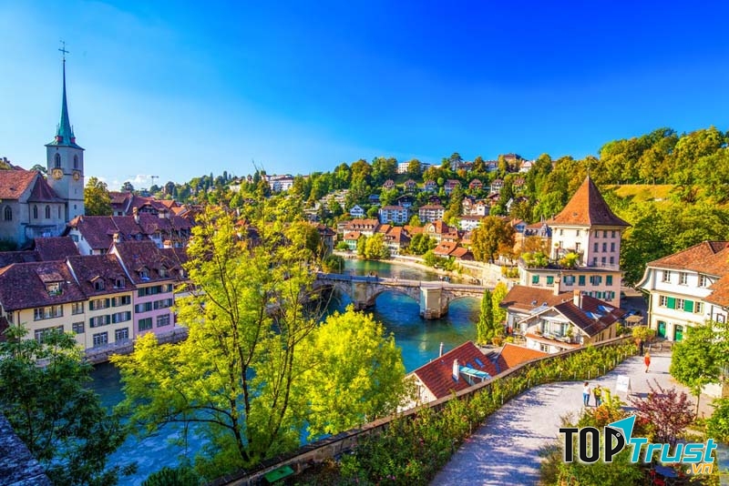Bern mệnh danh là thủ đô tuyệt vời nhất của Thụy Sĩ