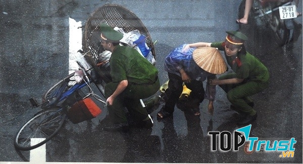 Đường dây nóng: Thủ đô Hà Nội và thành phố Hồ Chí Minh