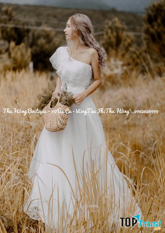 Thu Hằng Shop vẫn luôn nhận được sự ủng hộ hết sức nhiệt tình của các chị em tại Vũng Tàu cũng như luôn được đánh giá cao bởi chất lượng mẫu mã đúng mốt cùng giá tiền luôn ở mức phải chăng