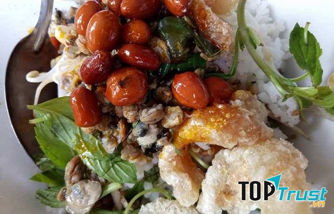 Cơm hến Thu Hiền