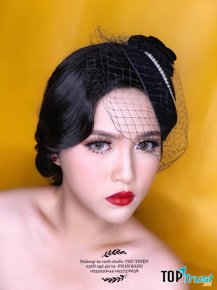 Thu Thiện make up