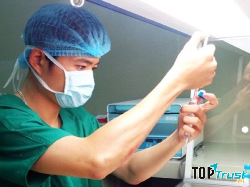 Thụ tinh ống nghiệm (IVF)