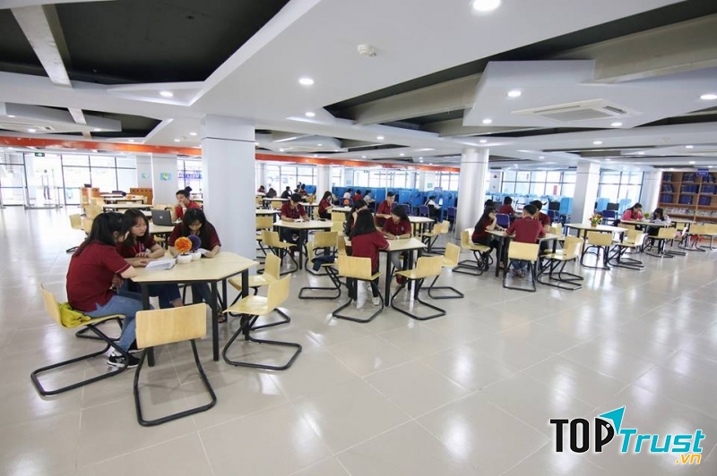 Thư viện của Trường ĐH Nguyễn Tất Thành