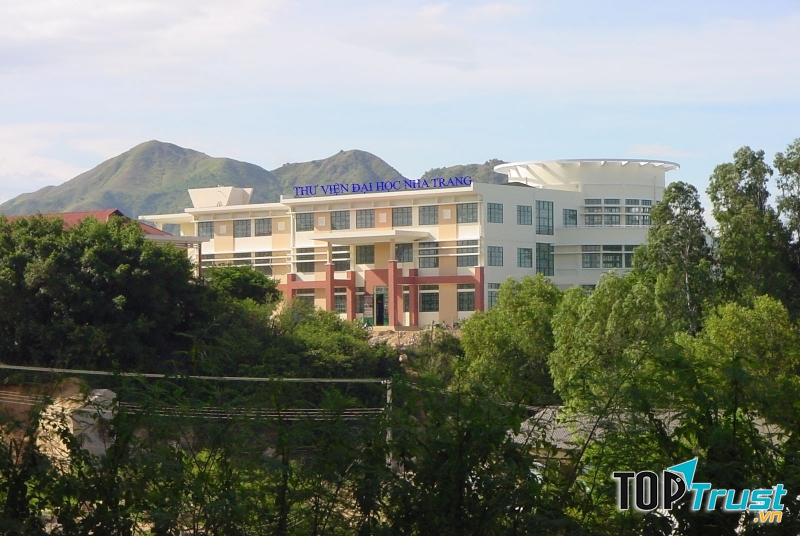 Thư viện Đại học Nha Trang