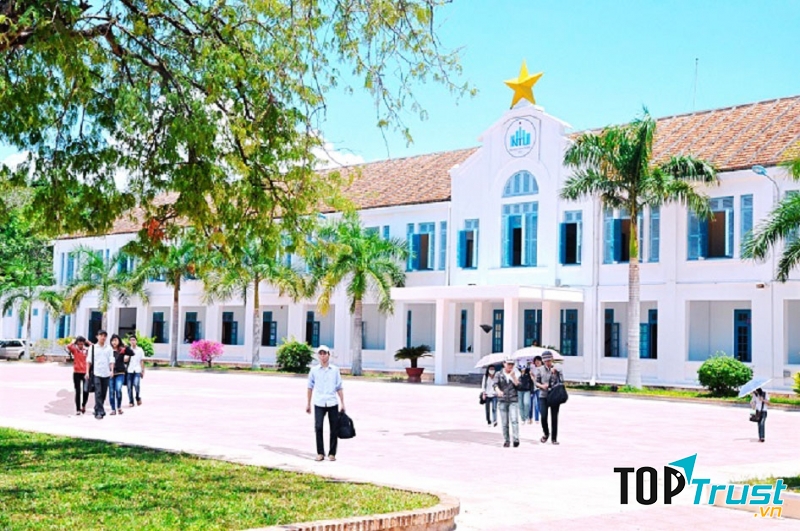 Trường Đại học Nha Trang