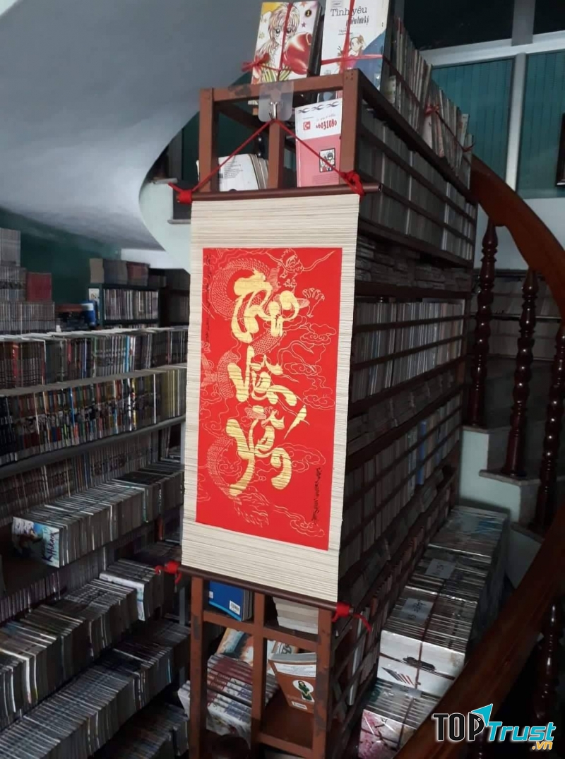 Thư viện Yến – Cafe & Books