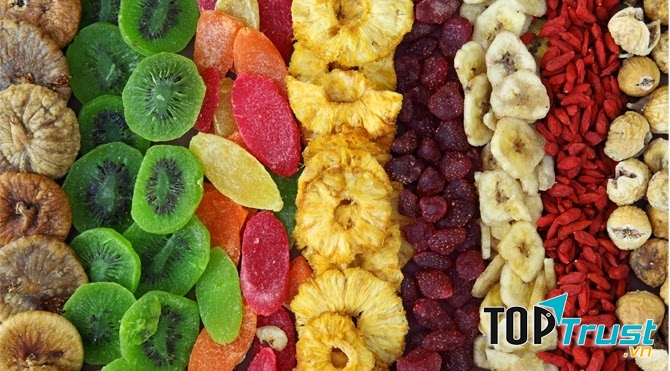 Trái cây sấy khô