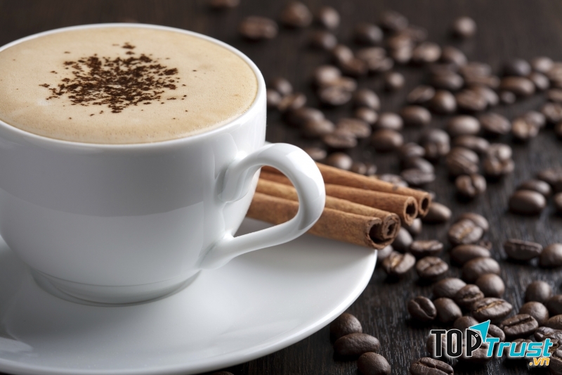 Do trong cà phê chứa hàm lượng caffein cao gây mất ngủ