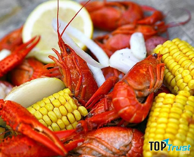 tôm hùm đất cũng là một món ăn linh hồn của quán