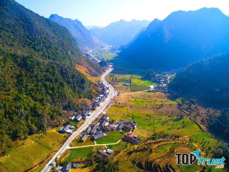 Thung lũng Sủng Là - nhà của Pao