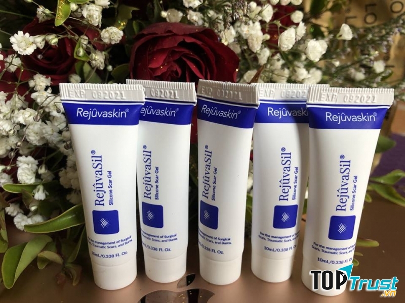 Kem trị sẹo cho trẻ RejuvaSil Scar