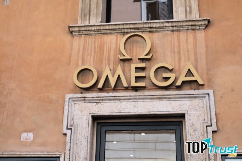 Omega ra đời năm 1848, được đánh giá là một trong các thương hiệu đồng hồ danh tiếng nhờ vào những mẫu đồng hồ du hành vũ trụ, mặt trăng.