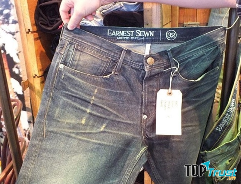 Quần bò Earnest Sewn Custom Fit đảm bảo sự vừa vặn, thoải mái nhất có thể.