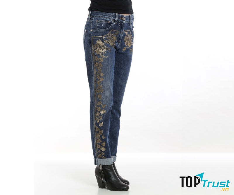 Thương hiệu quần bò Robertto Cavalli
