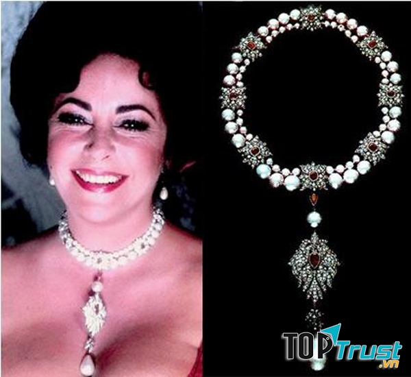 Elizabeth Taylor và chiếc vòng cổ ngọc trai La Paregrina.