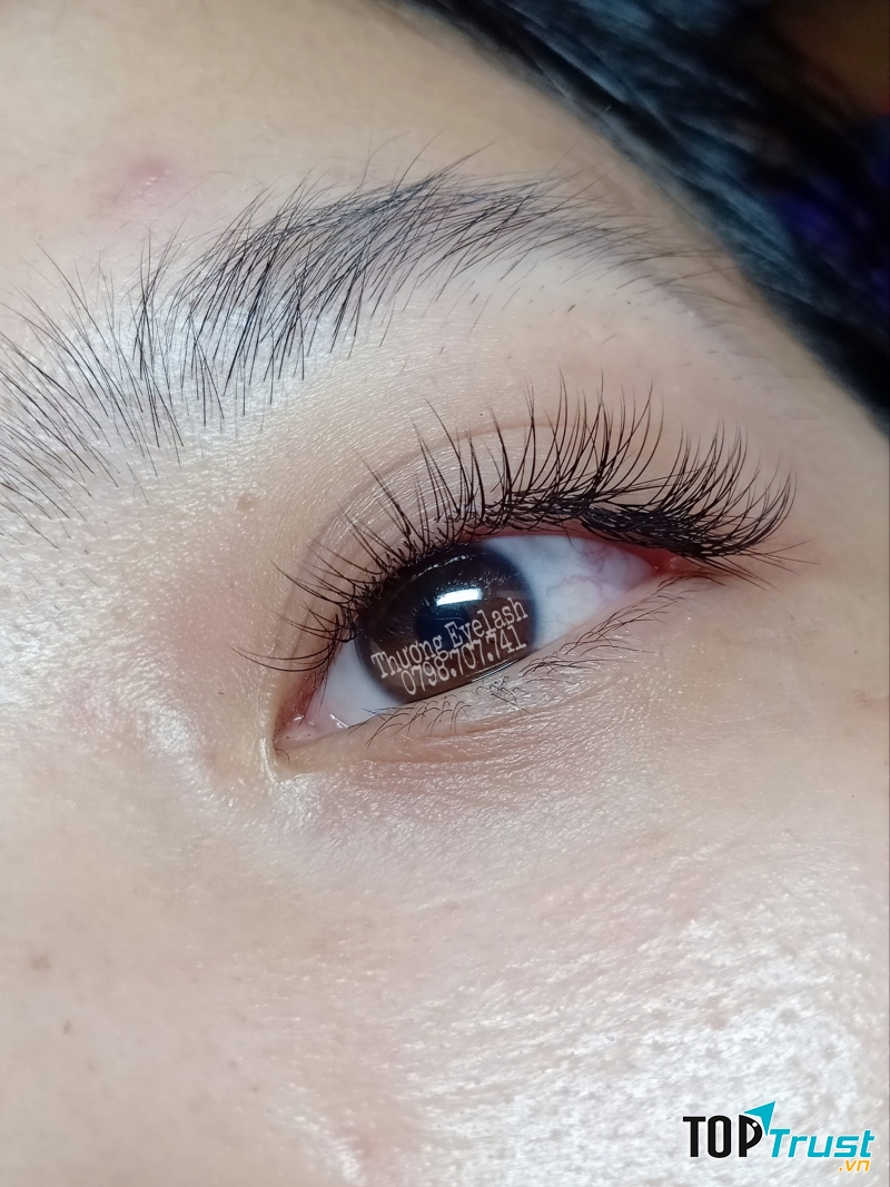 Thương Nail Mi