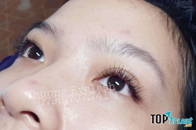 Thương Nail Mi