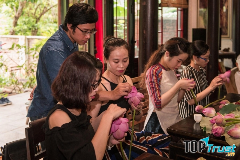 Thưởng trà quán