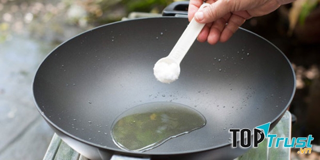 Không sử dụng quá nhiều dầu mỡ để chiên rán các món ăn