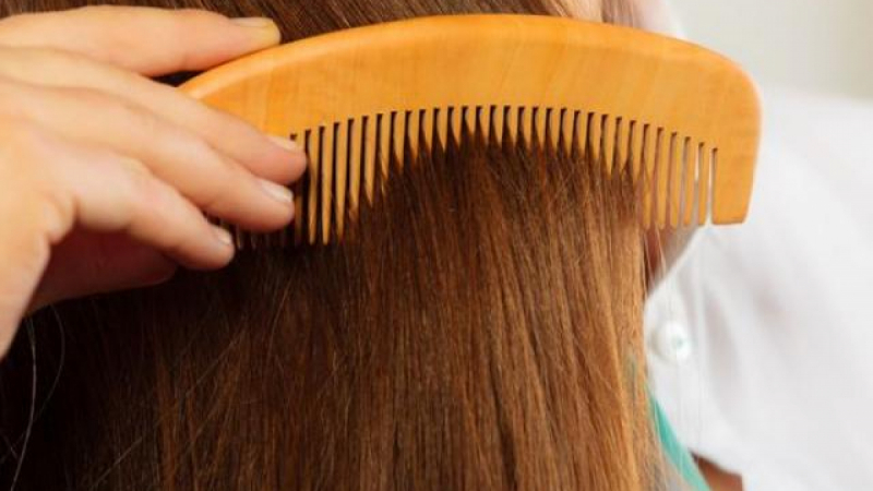 Thường xuyên chải tóc, không lo mất ngủ