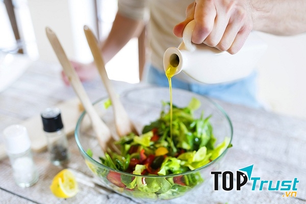 Dầu ô-liu có vai trò phòng chống đột quỵ cho bạn tốt nhất.