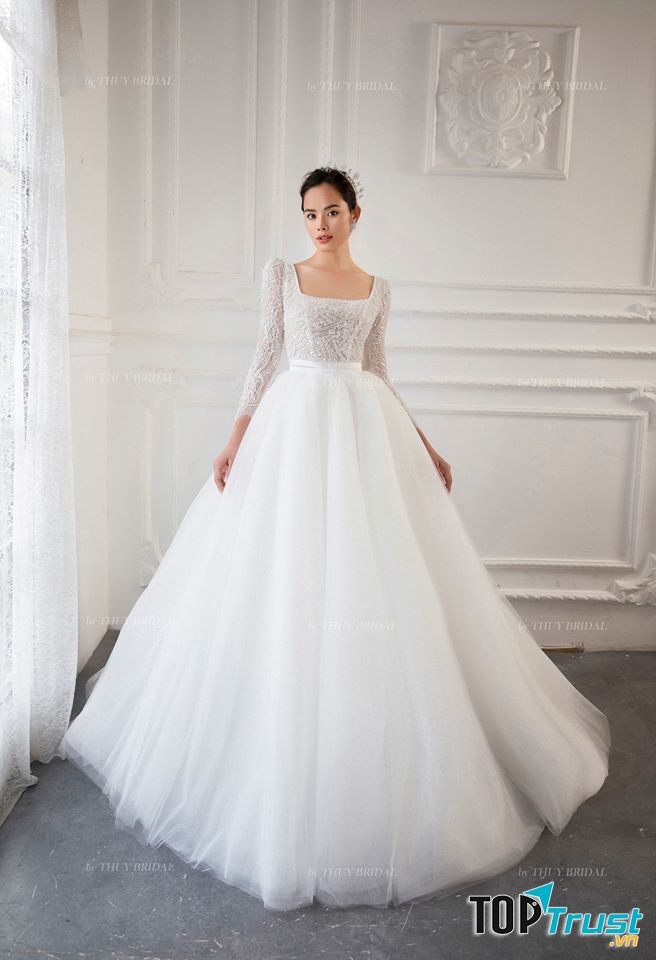 Thuy Bridal
