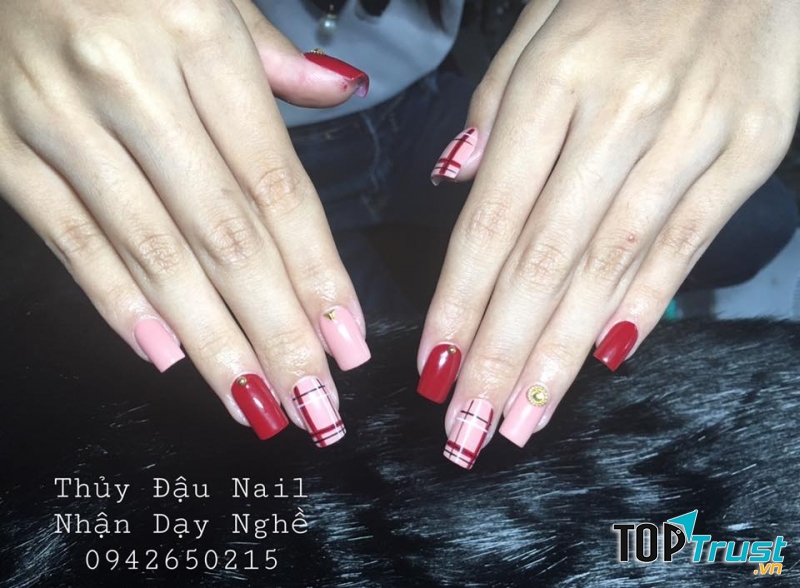 Thuỷ Đậu Nail