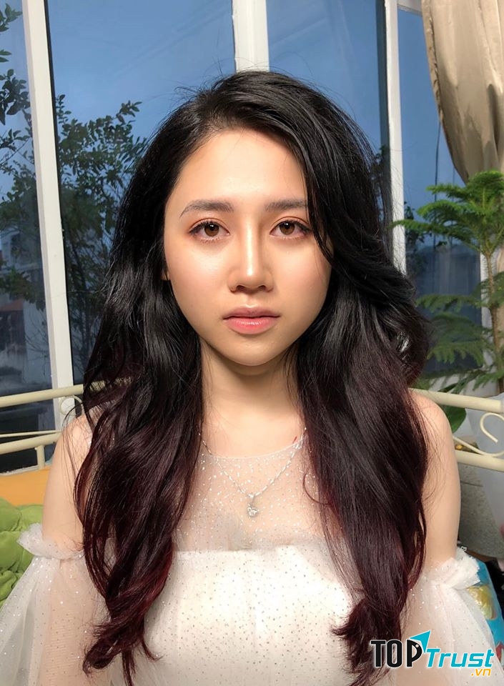 Thúy Nguyễn Makeup
