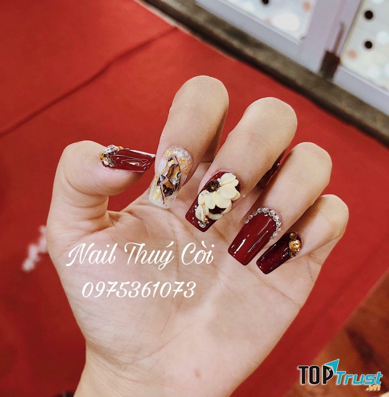 Thuý Çòi Nail