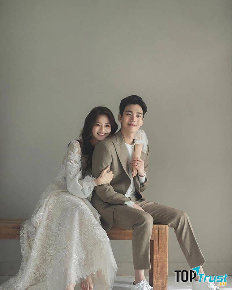 Tiara Wedding studio