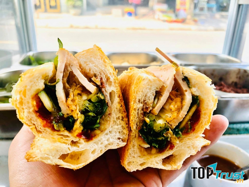 Tiệm Ăn Quốc Dân - Food & Drink
