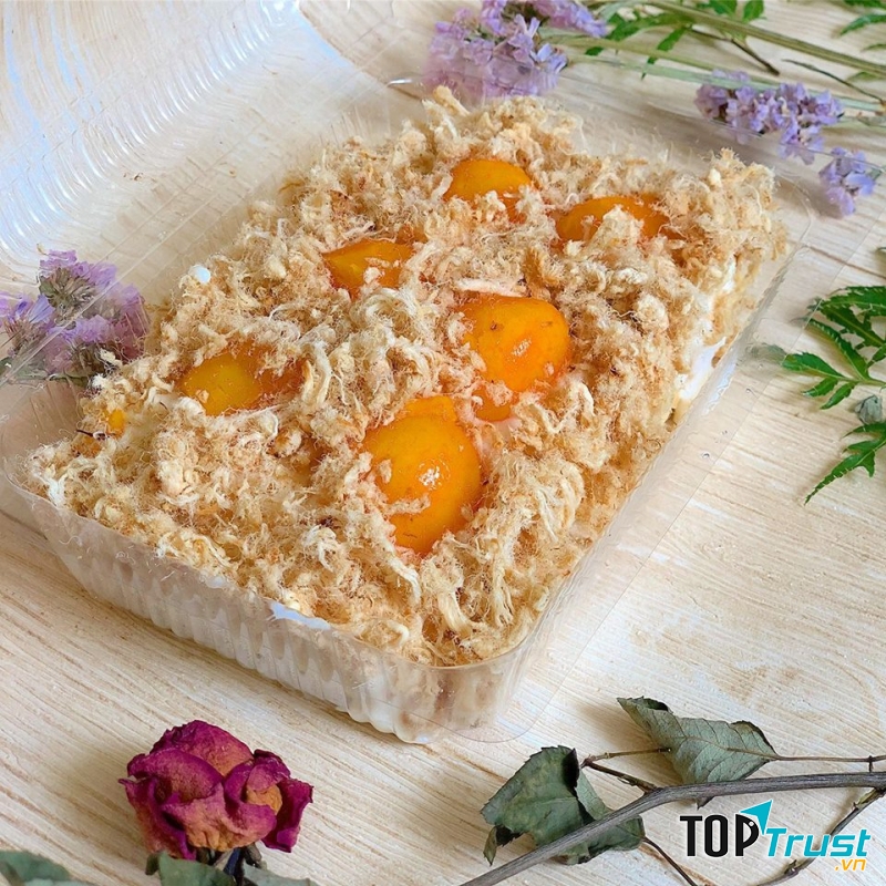 Bánh bông lan trứng muối tại Tiệm bánh An