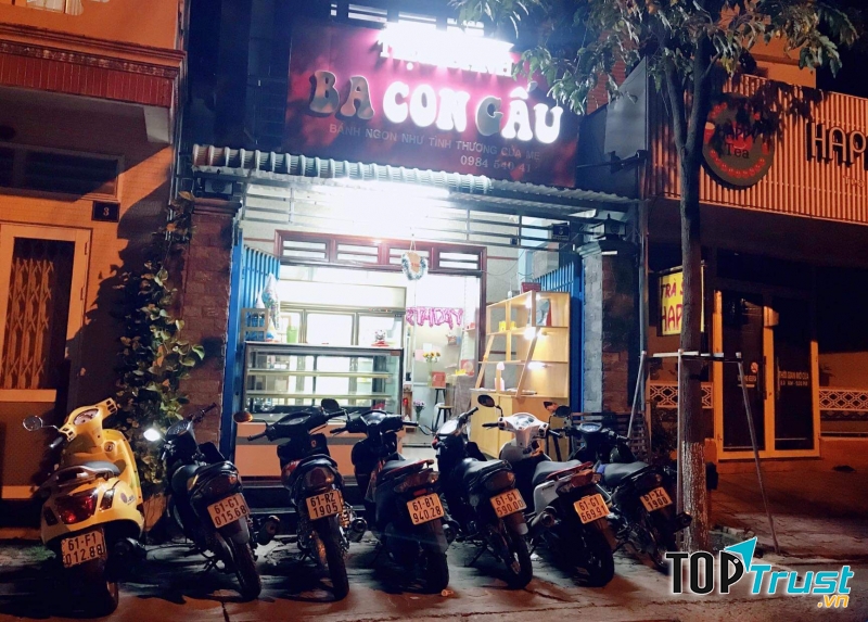 Ba Con Gấu là một tiệm bánh sinh nhật khá nổi tiếng ở Bình Dương