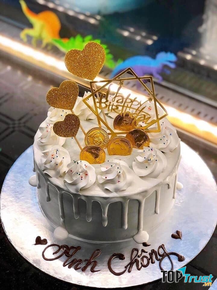 Thiết kế bánh sang trọng