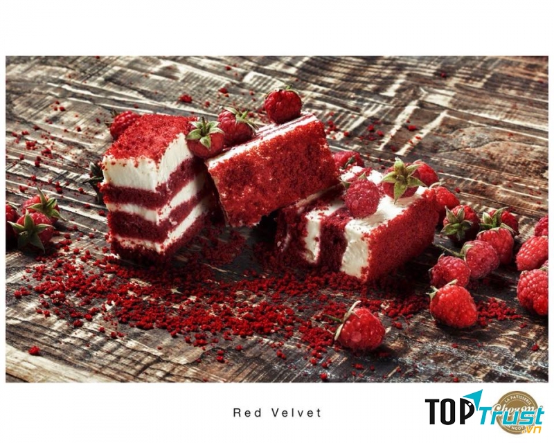 Những chiếc bánh Red velvet đỏ nhung đẹp như một tác phẩm nghệ thuật