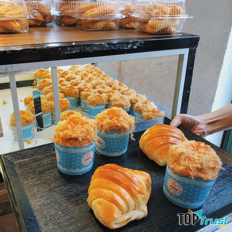 Tiệm bánh Cối Xay Gió
