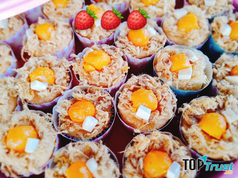 Tiệm bánh Dâu Tây