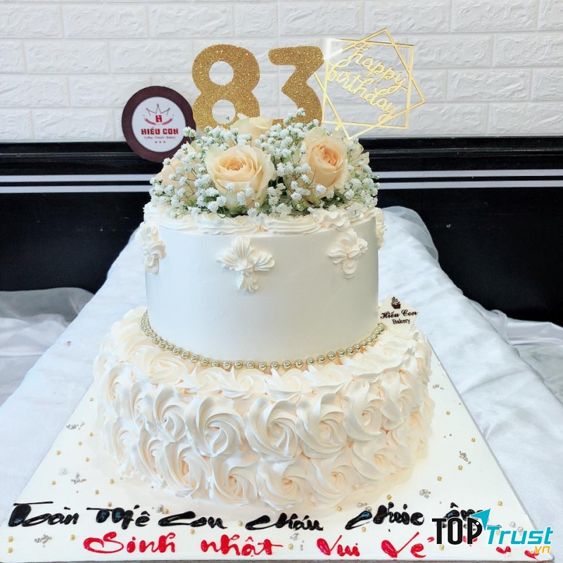 Tiệm bánh Hiếu Con