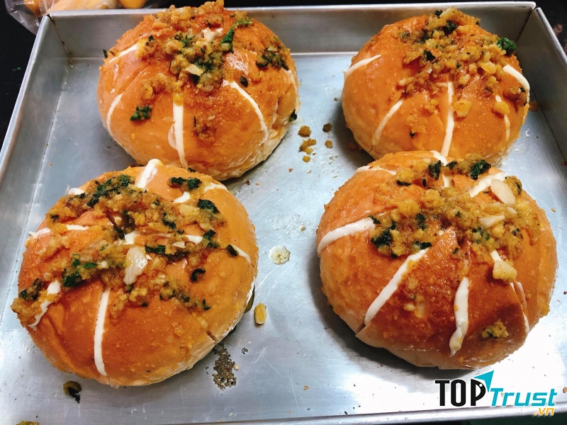 Tiệm Bánh Nhật Cường