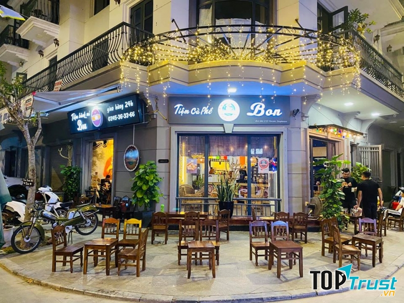 Tiệm Cà Phê Bon