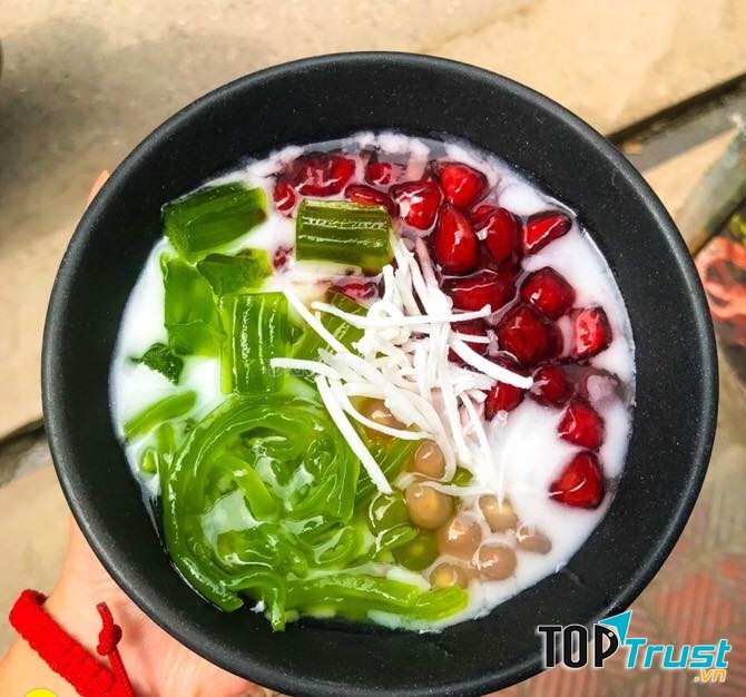 Menu của tiệm chè Dosa mang đến rất nhiêu lựa chọn cực kì hấp dẫn