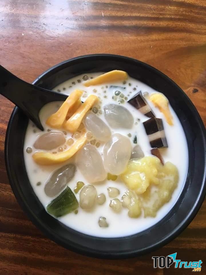 Tiệm đồ ăn Bonie