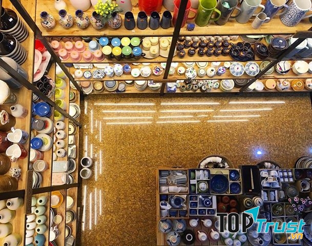 Tiệm gốm Hiên Nhà