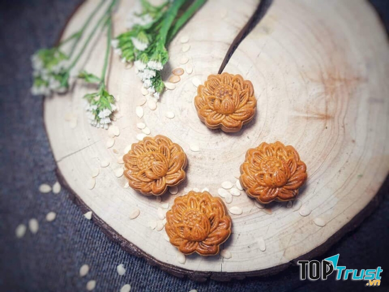 Trên mỗi chiếc bánh, chủ tiệm đều đặt hết tâm tư, tình cảm và cả trách nhiệm vào đó, để mỗi chiếc bánh khi đến tay khách hàng thưởng thức sẽ hợp khẩu vị nhất có thể