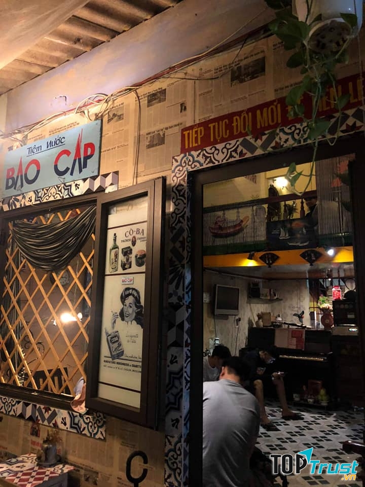 Tiệm nước bao cấp